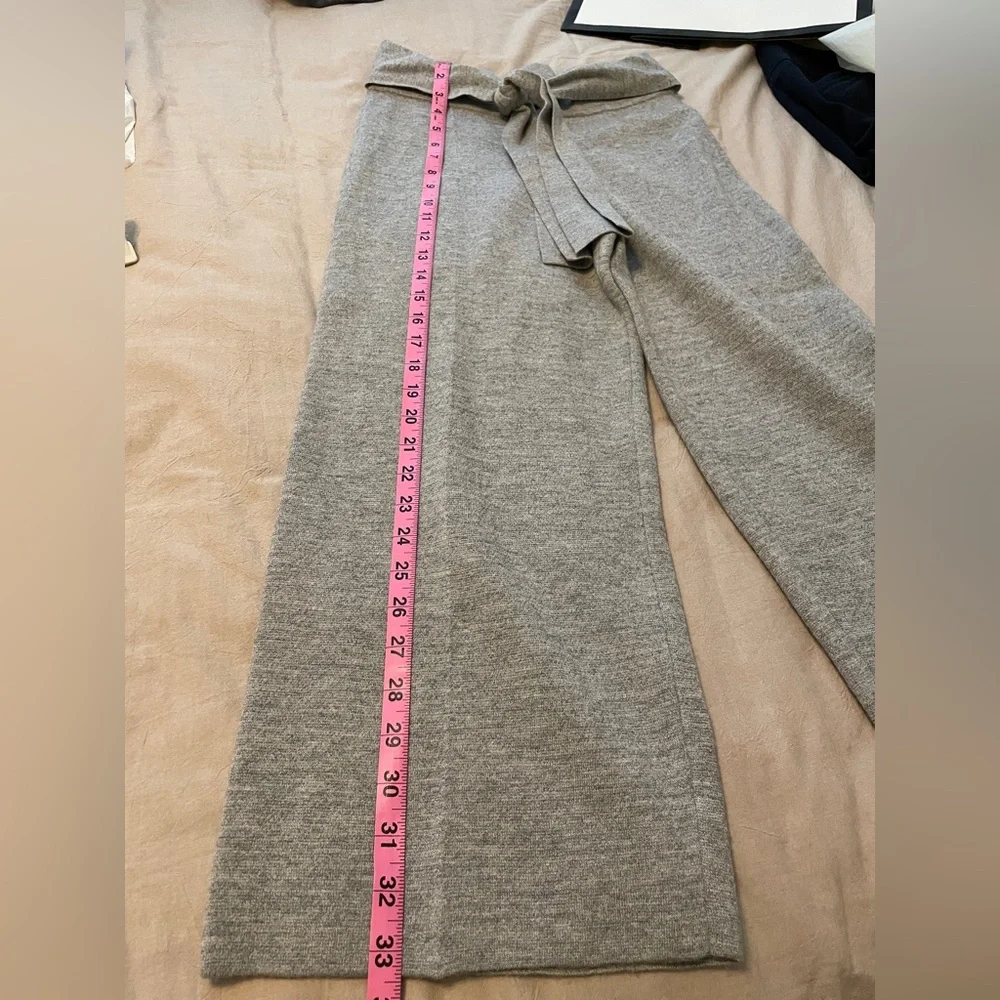Club Monaco, small, cropped knit pants - Picture 2 of 4